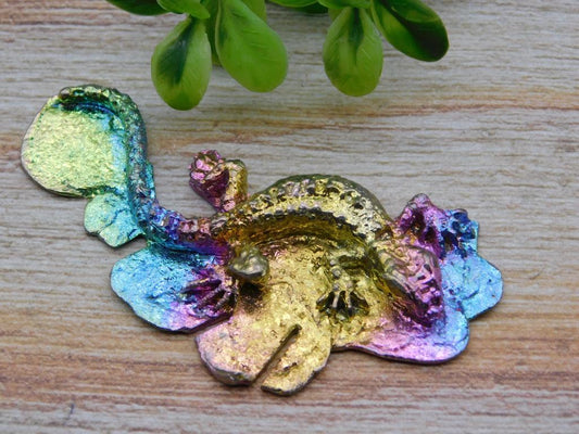 BISMUTH LIZARD ROCK STONE LAPIDARY SPECIMEN